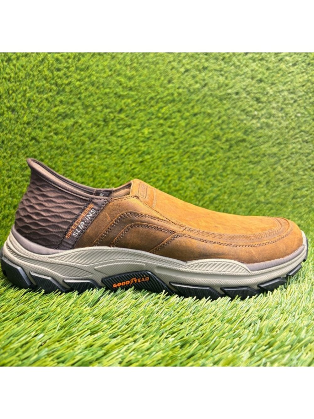 Skechers Respected Elgin Mens Size 9EE Dark Brown Casual Leather Slip On Shoes